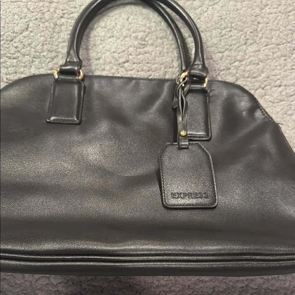 Express Elegant Black Leather Handbag